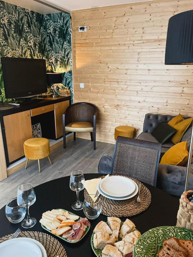 Mom - Mateus On Modular Villa วีลาเรอัล ภายนอก รูปภาพ